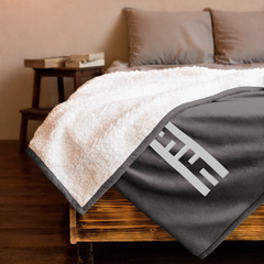 ELITE® icon Embroidered Premium Sherpa Blanket